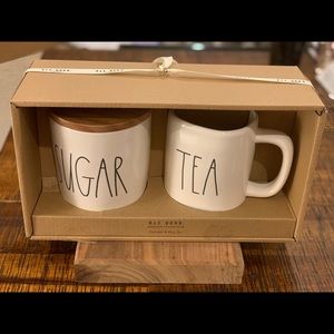 RAE DUNN canister and mug set